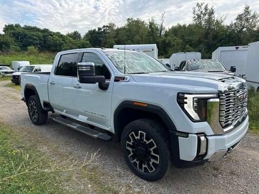 Glacier White 2026 GMC Sierra 2500 Denali