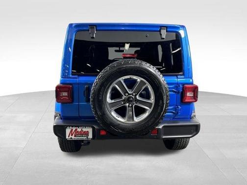 Hydro Blue Pearlcoat 2022 Jeep Wrangler Unlimited Sahara