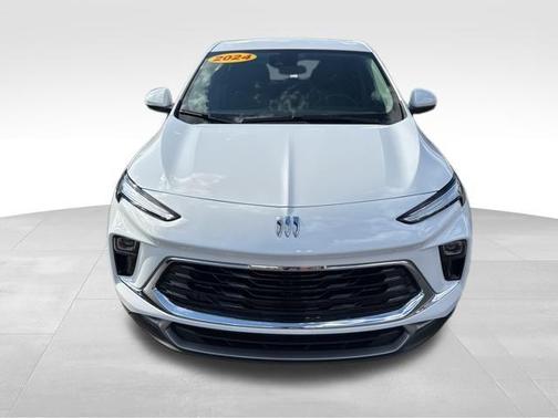 Summit White 2024 Buick Encore GX Preferred