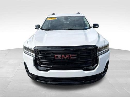 Summit White 2023 GMC Acadia SLT