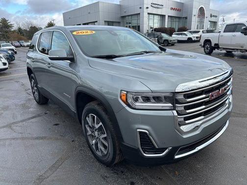 2023 GMC Acadia SLE