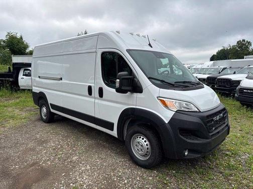 Bright White Clearcoat 2026 RAM ProMaster 2500 High Roof