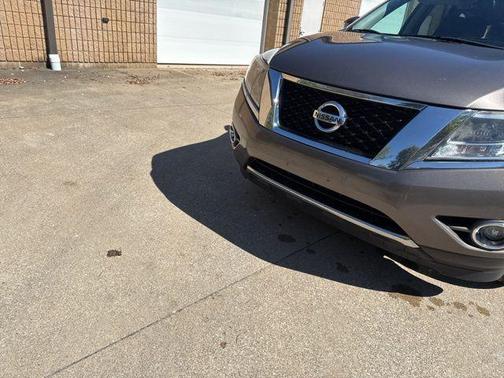 2014 Nissan Pathfinder SL