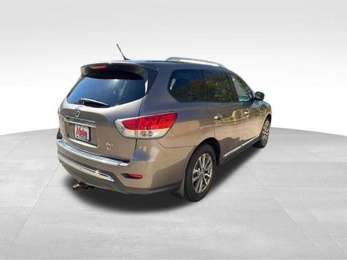 2014 Nissan Pathfinder SL