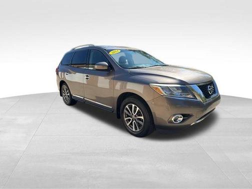 2014 Nissan Pathfinder SL