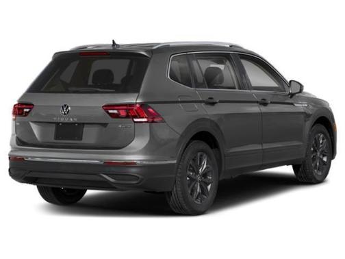 Platinum Gray Metallic 2023 Volkswagen Tiguan 2.0T SE