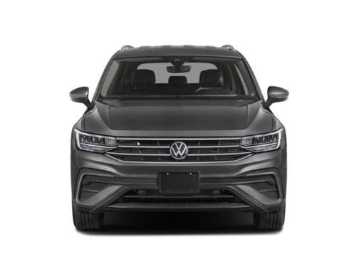 Platinum Gray Metallic 2023 Volkswagen Tiguan 2.0T SE