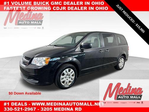 Black Onyx Crystal Pearlcoat 2020 Dodge Grand Caravan SE