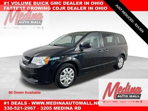 Black Onyx Crystal Pearlcoat 2020 Dodge Grand Caravan SE