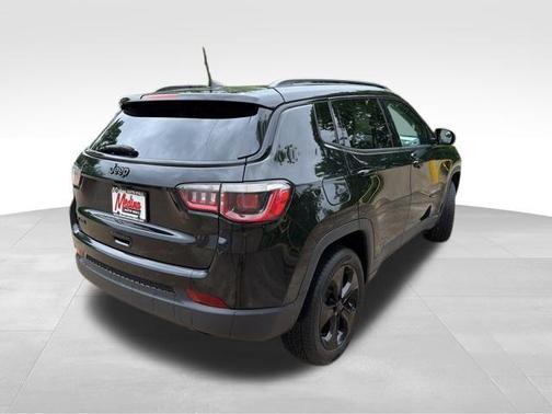 Diamond Black 2020 Jeep Compass Altitude
