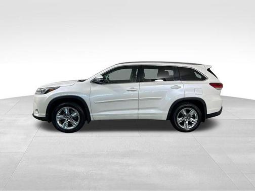 Blizzard Pearl 2017 Toyota Highlander Limited