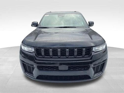 Diamond Black 2026 Jeep Grand Cherokee Sport