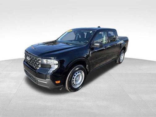 Shadow Black 2025 Ford Maverick XL