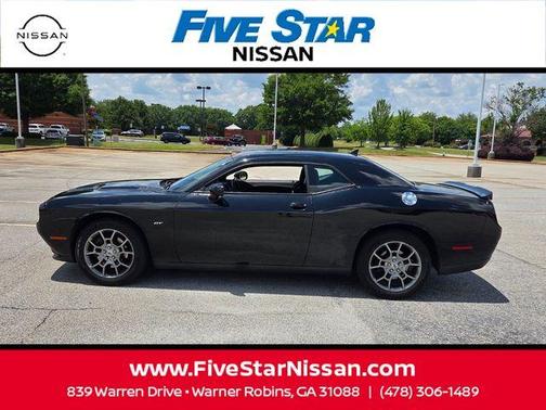 Pitch Black Clearcoat 2017 Dodge Challenger GT