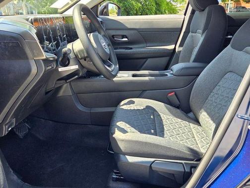Deep Blue Pearl 2026 Nissan Kicks SV