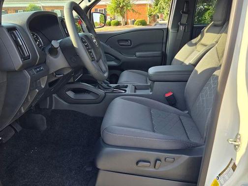 Glacier White 2026 Nissan Frontier SV