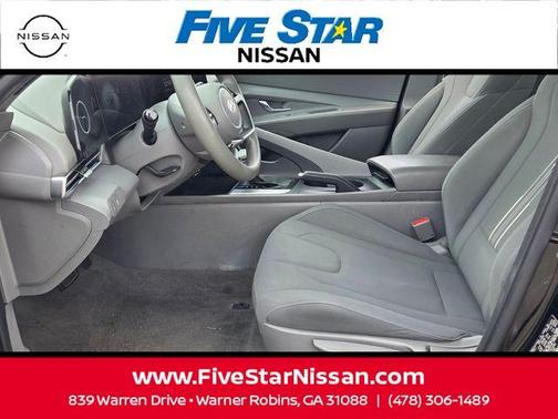 Black 2024 Hyundai ELANTRA SEL