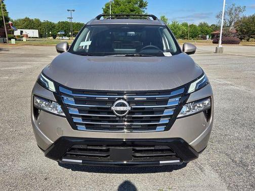 Champagne Silve 2026 Nissan Rogue Platinum