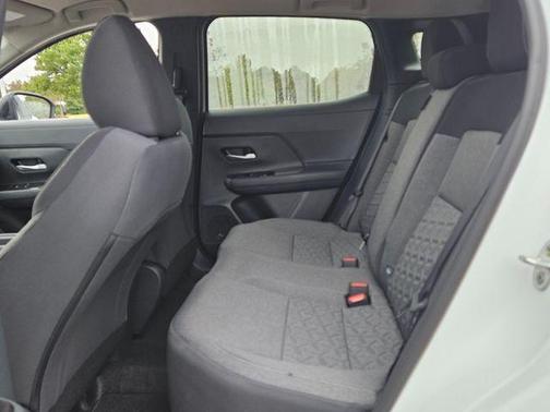 Fresh Powder 2026 Nissan Kicks SV