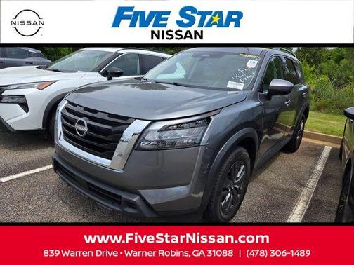 Gun Metallic 2024 Nissan Pathfinder SV