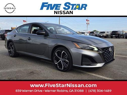 Gun Metallic 2024 Nissan Altima 2.5 SR