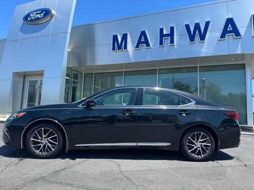 2017 Lexus ES 350 BASE