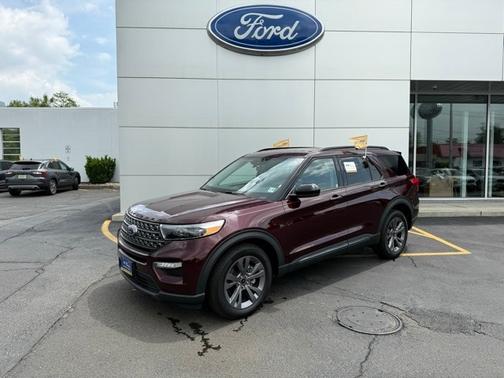 2022 Ford Explorer XLT