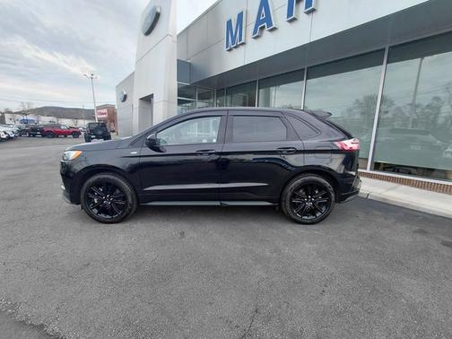 AGATE BLACK METALLIC 2023 Ford Edge ST LINE