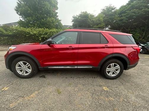RAPID RED MET TINTED CC 2023 Ford Explorer XLT
