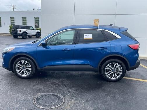 2022 Ford Escape SEL