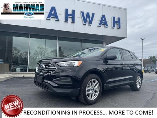 2022 Ford Edge SE