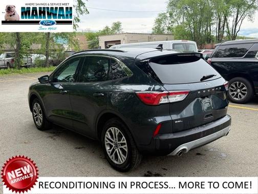 STONE BLUE METALLIC 2022 Ford Escape SEL
