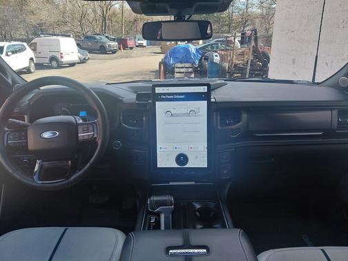 ICED BLUE SILVER 2022 Ford F-150 PLATINUM