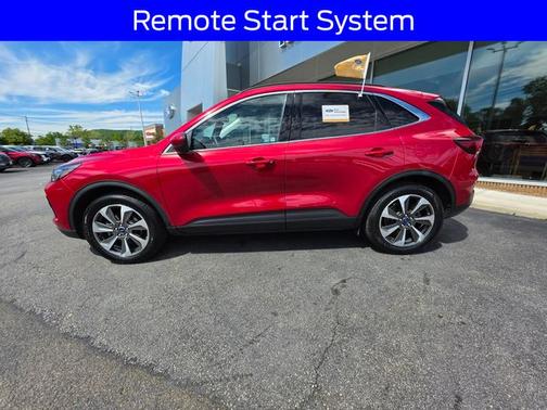 RAPID RED MET TINTED CC 2023 Ford Escape PLATINUM