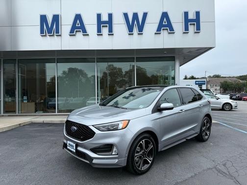 2022 Ford Edge ST