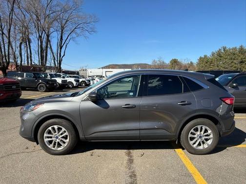 CARBONIZED GRAY 2022 Ford Escape SE