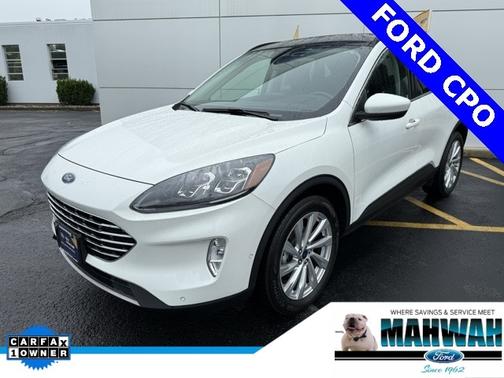 2022 Ford Escape TITANIUM