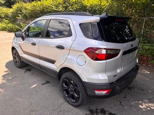 2022 Ford EcoSport SES