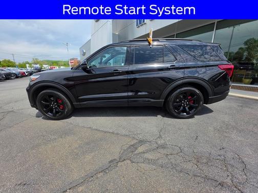 AGATE BLACK METALLIC 2023 Ford Explorer ST