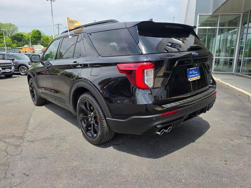 AGATE BLACK METALLIC 2023 Ford Explorer ST