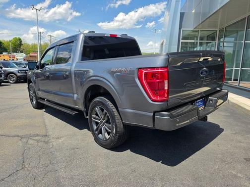 CARBONIZED GRAY METALLIC 2023 Ford F-150 XLT