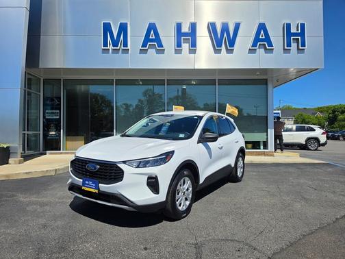 OXFORD WHITE 2023 Ford Escape ACTIVE