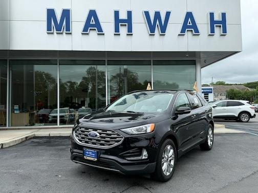 2021 Ford Edge TITANIUM
