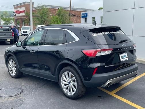 2021 Ford Edge TITANIUM