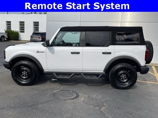 2023 Ford Bronco BLACK DIAMOND