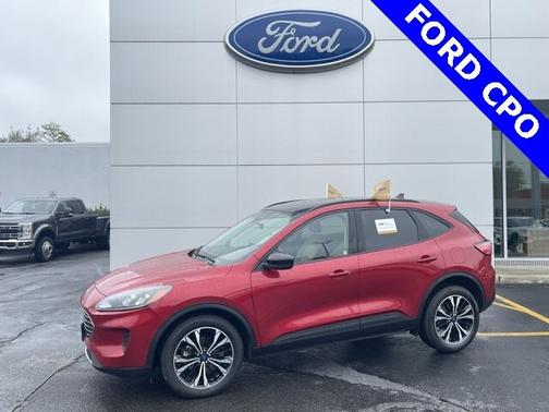 2022 Ford Escape SE