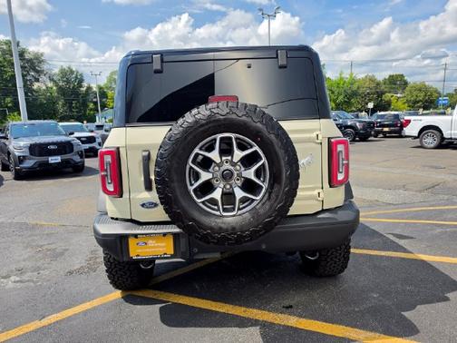 DESERT SAND 2025 Ford Bronco BADLANDS