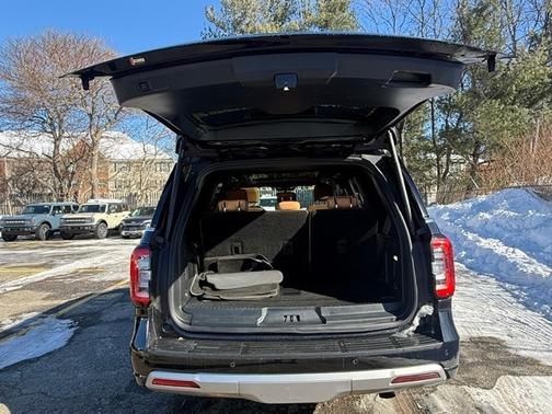 2023 Ford Expedition PLATINUM