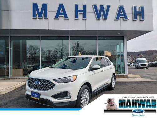 STAR WHITE 2023 Ford Edge SEL