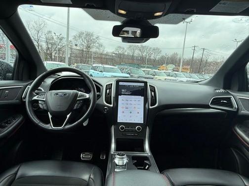 2023 Ford Edge ST LINE